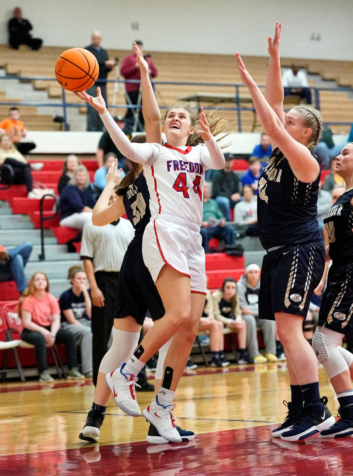 200114 FHS BBALL 3.jpg